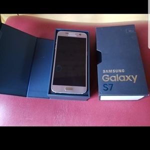 SAMSUNG GALAXY S7